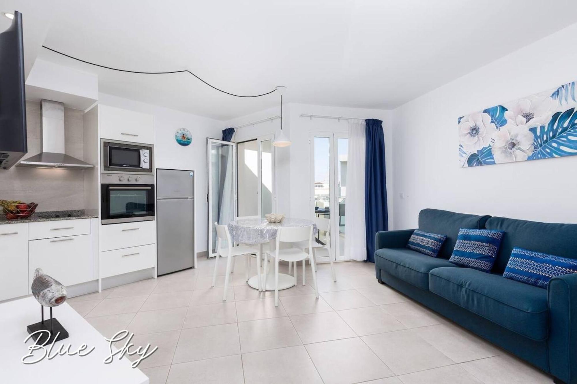 Corralejo Sun 335 Blue Sky By Rentalfue Bagian luar foto