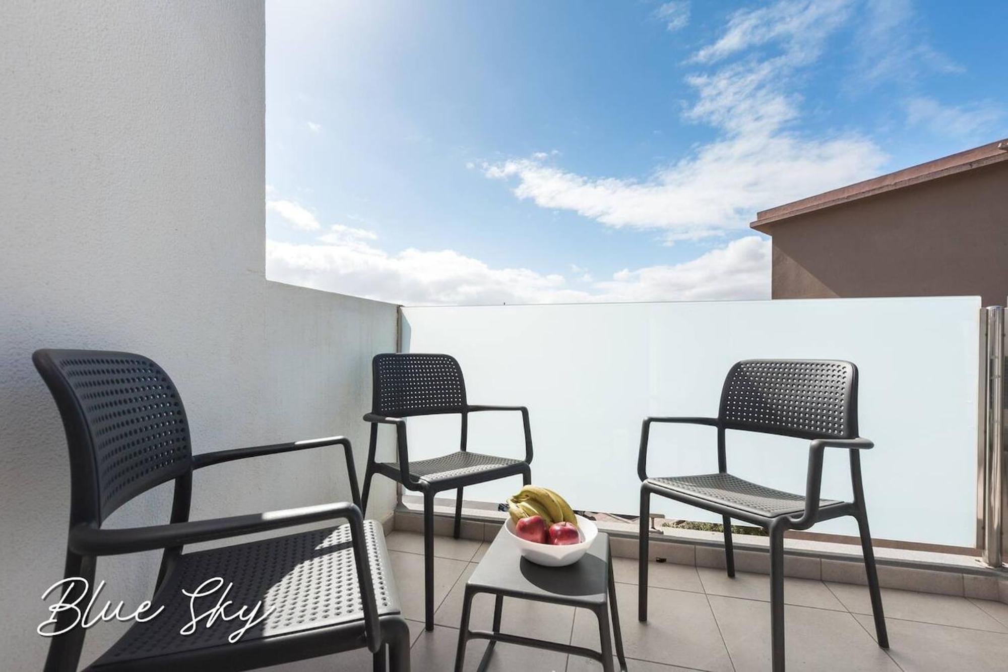 Corralejo Sun 335 Blue Sky By Rentalfue Bagian luar foto